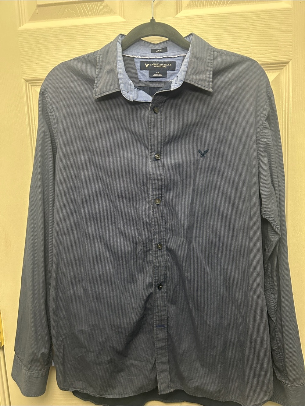 American Eagle Outfitters Men's Button-Down Shirt SLIM FIT